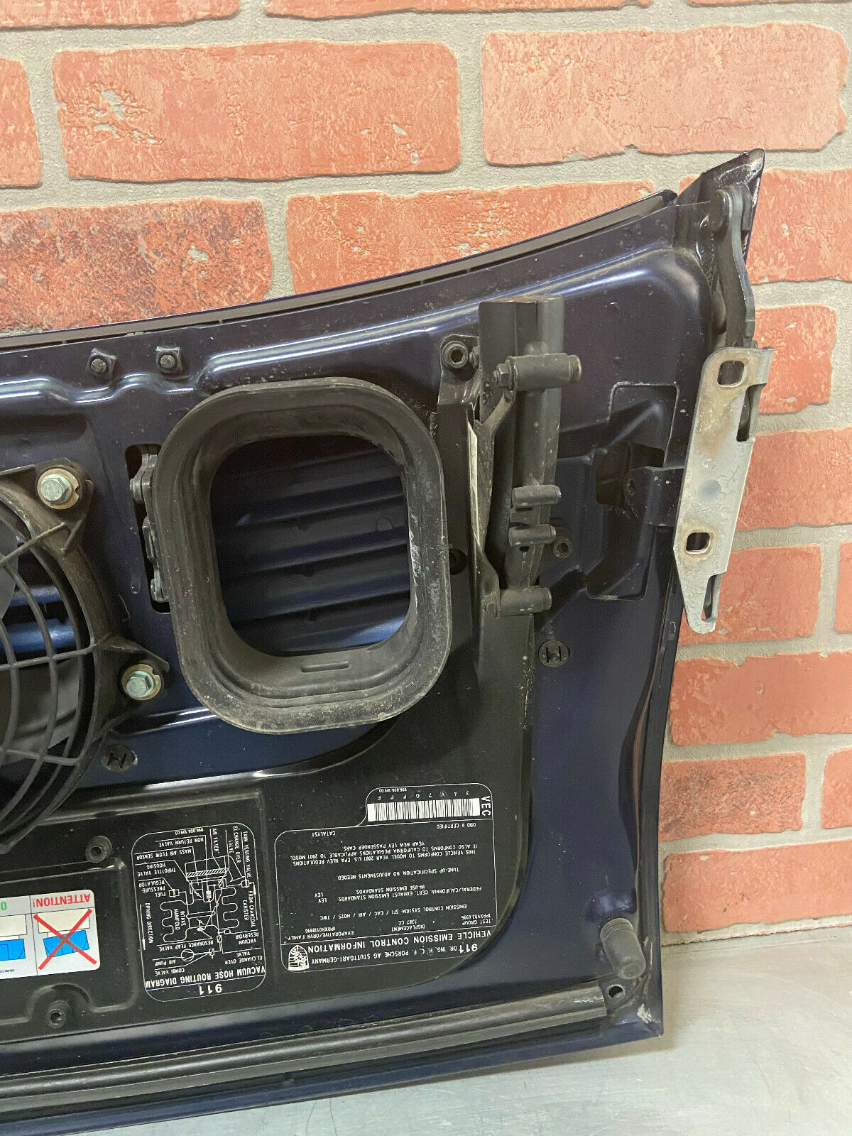 01 Porsche 911 996 Trunk Lid Deck Lid Engine Cover Blue 99651201101 - Image 11