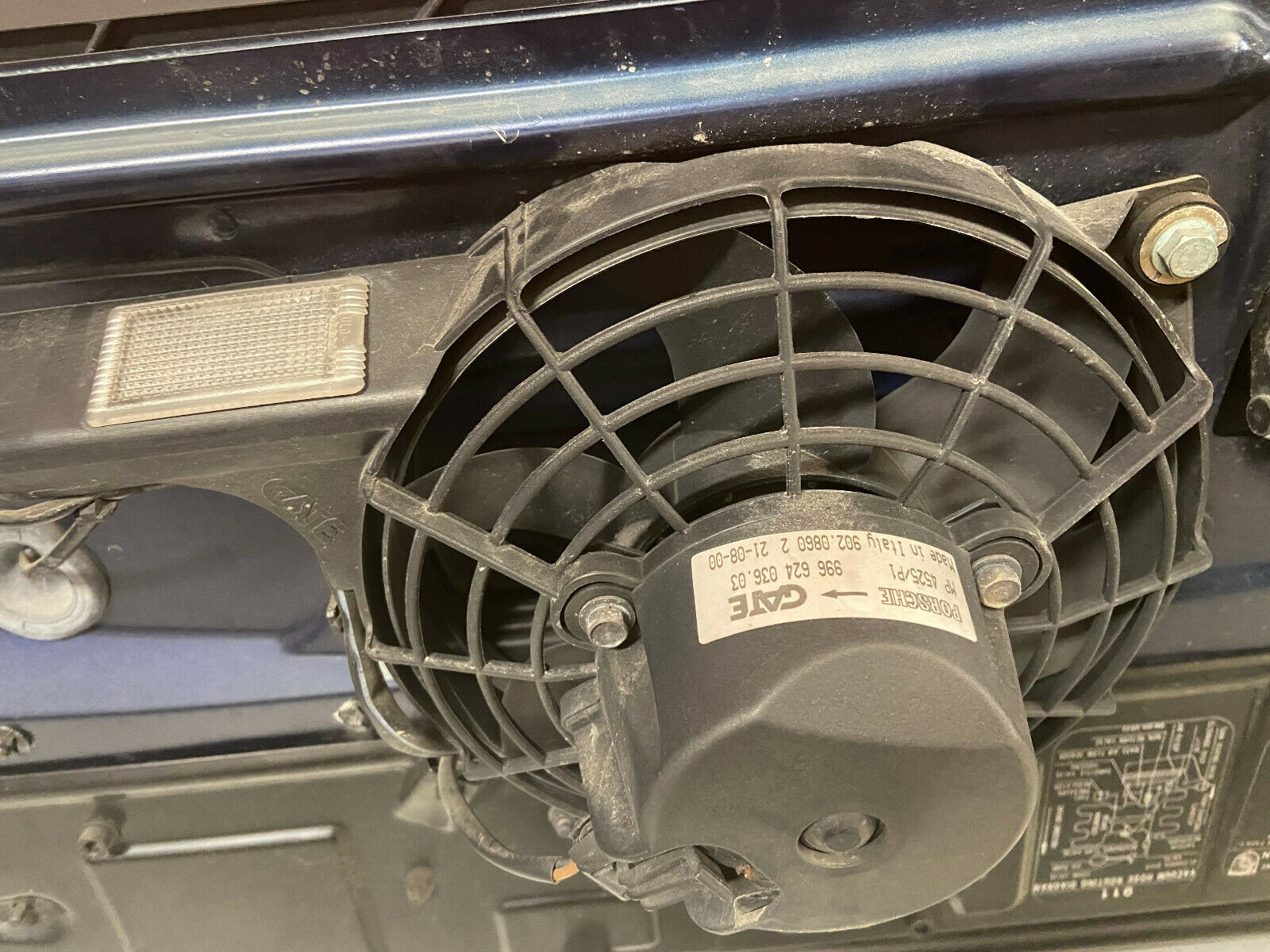 01 Porsche 911 996 Trunk Lid Deck Lid Engine Cover Blue 99651201101 - Image 13