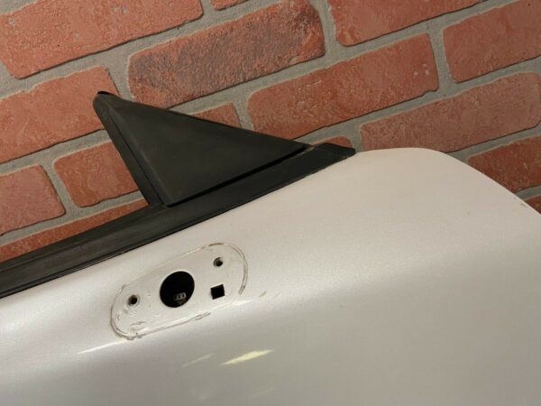 91-99 Mitsubishi 3000gt / dodge stealth White PASSENGER SIDE DOOR - Image 7