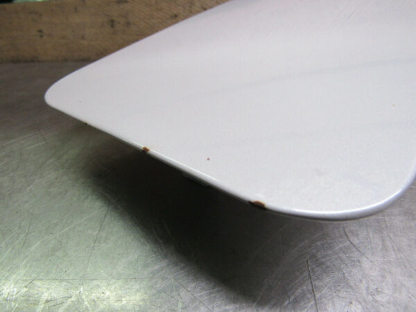 mitsubishi 3000gt / stealth fuel gas tank door lid panel cover white - Image 3