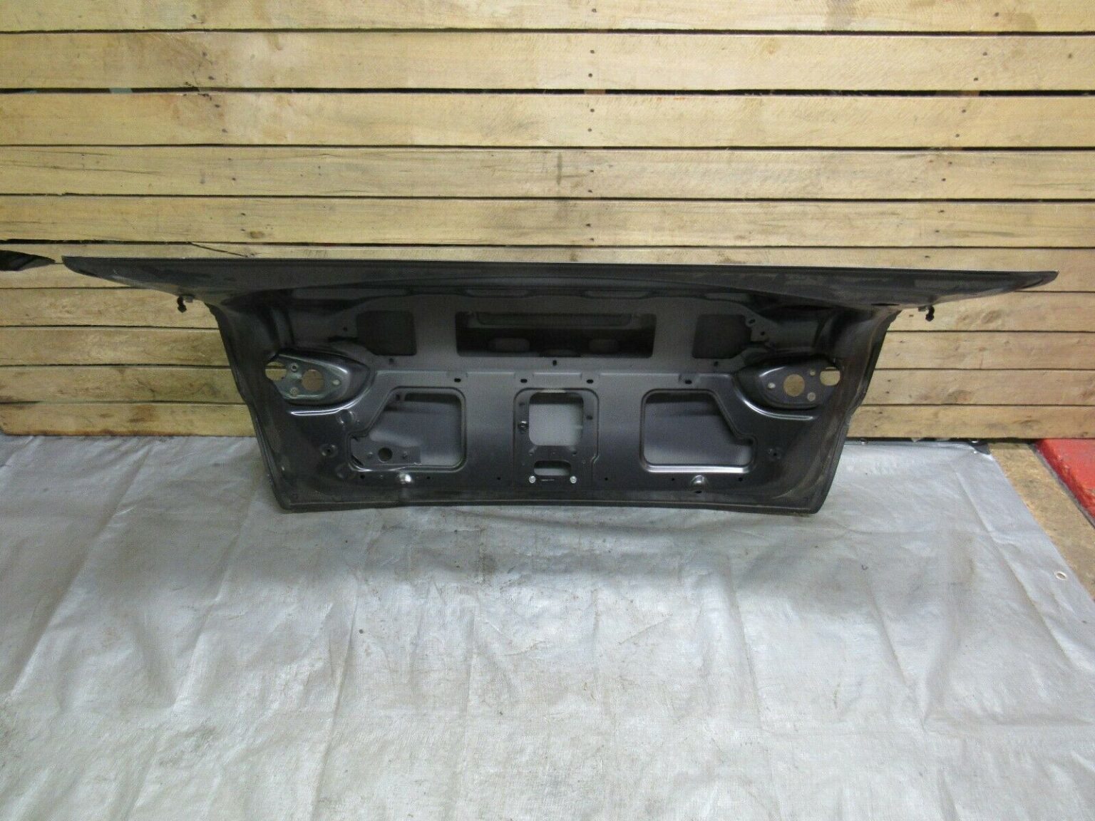 0815 Mitsubishi Lancer Evolution X EVO X 10 GSR OEM Trunk Salvaged