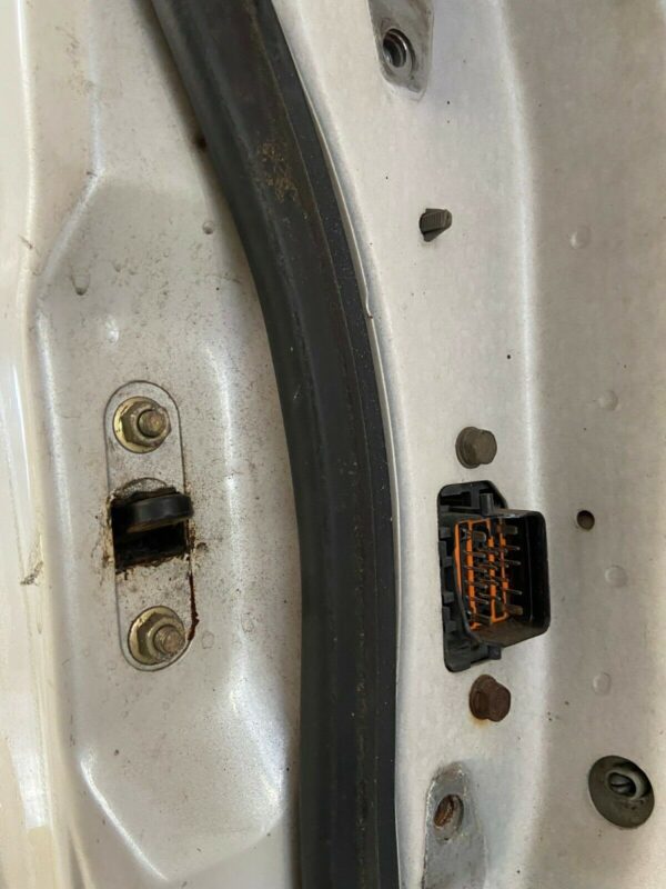 91-99 Mitsubishi 3000gt / dodge stealth White Driver SIDE DOOR - Image 13