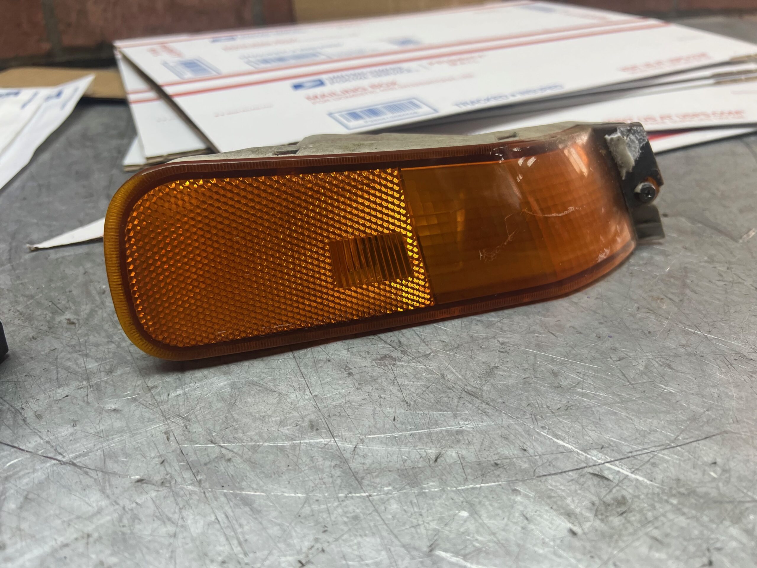 91 - 93 Mitsubishi 3000gt Vr4 Turbo Passenger RH Right Side Marker Turn Signal