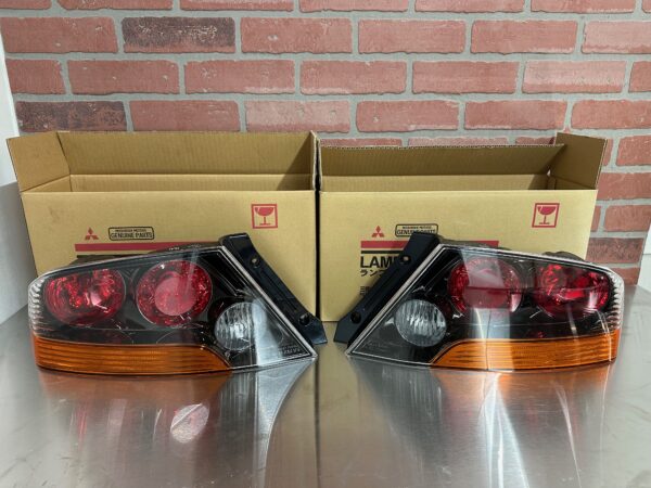 03-06 Mitsubishi EVO 9 JDM Tail Lights OEM Evo 8 Evolution CT9A Black Chrome