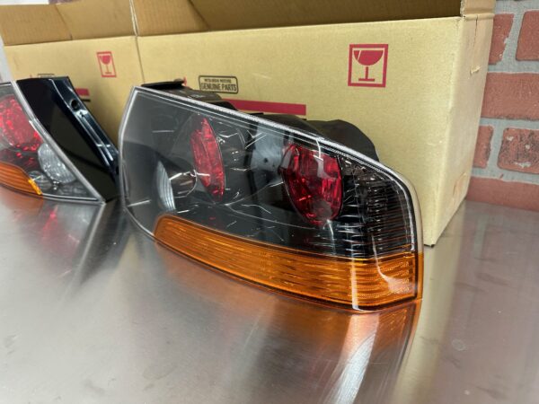 03-06 Mitsubishi EVO 9 JDM Tail Lights OEM Evo 8 Evolution CT9A Black Chrome - Image 4