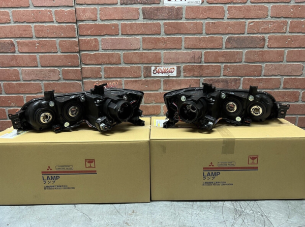 03-06 Mitsubishi OEM Evo 8 JDM MR HID Headlights (Matte Black) Set - Image 5