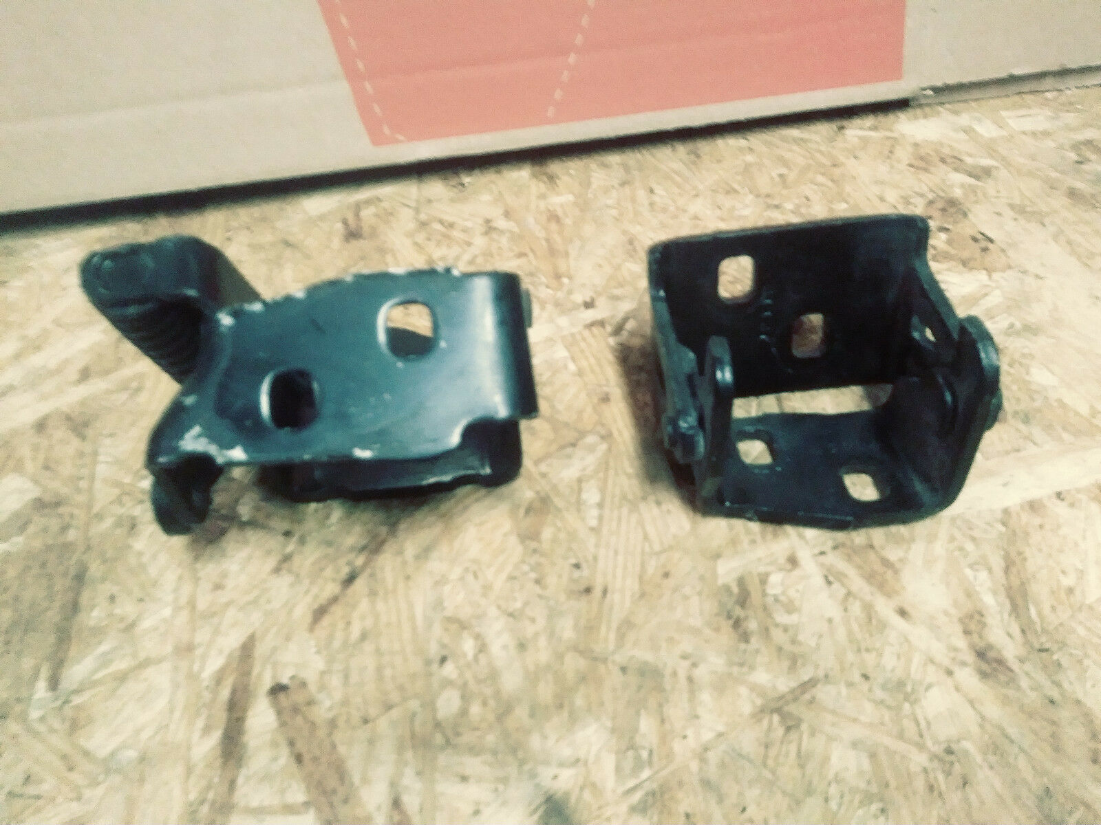 05 Corvette C6 RH Right Side Passenger Door Hinges Pair Upper and Lower