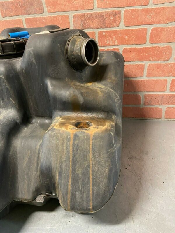 01 Porsche 911 Fuel Tank  OEM 00 01 Porsche Boxster 99620101309 - Image 3