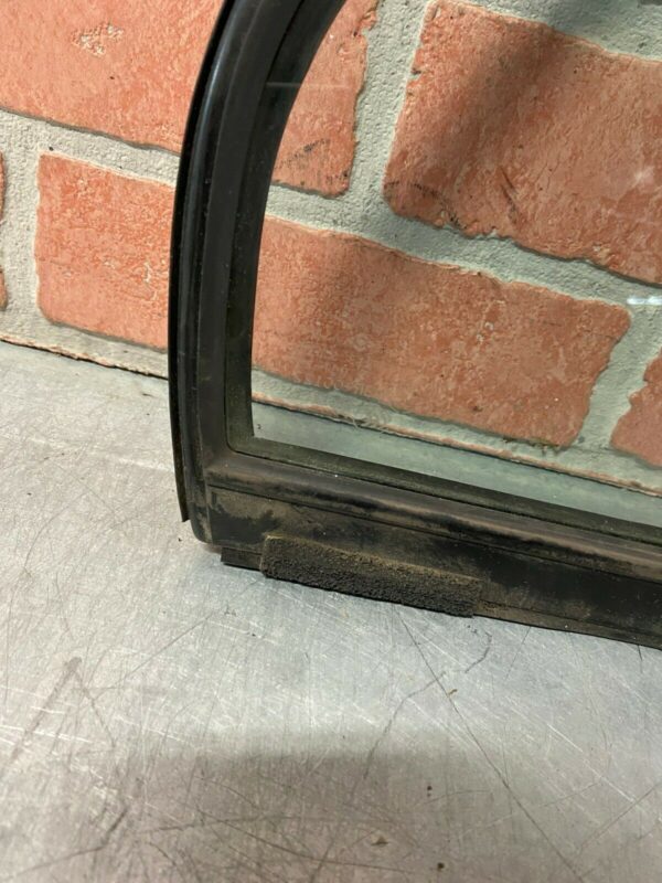 03-05 Mitsubishi Evolution 8 Window Glass Rear Right Passenger EVO8 2003-2005 - Image 3