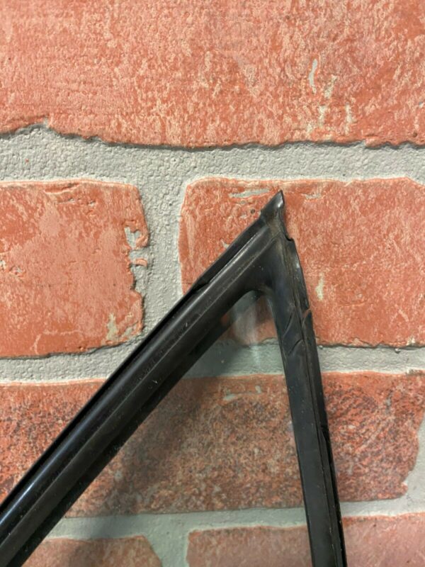 03-05 Mitsubishi Evolution 8 Window Glass Rear Right Passenger EVO8 2003-2005 - Image 5
