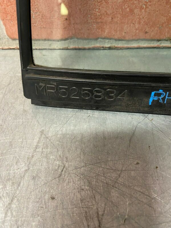 03-05 Mitsubishi Evolution 8 Window Glass Rear Right Passenger EVO8 2003-2005 - Image 9