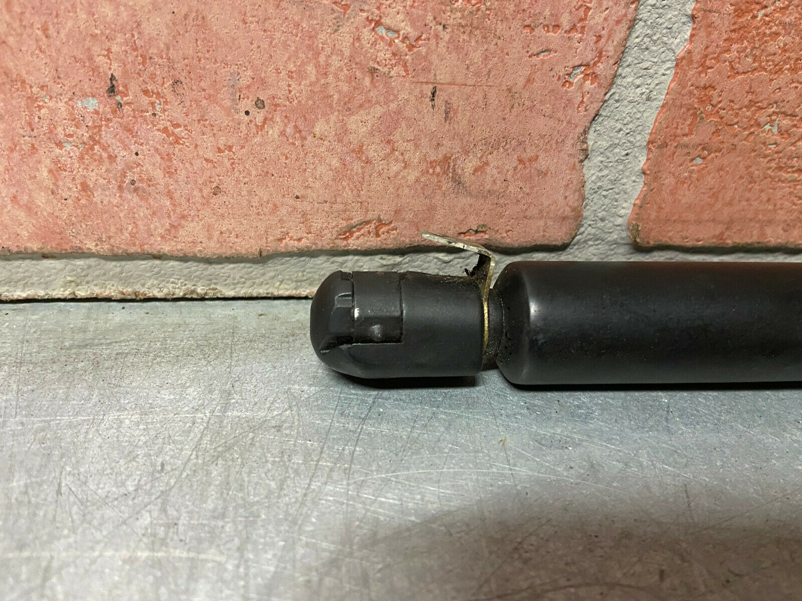 2005 - 2013 C6 Corvette Rear Hatch Window Strut OEM - Image 3