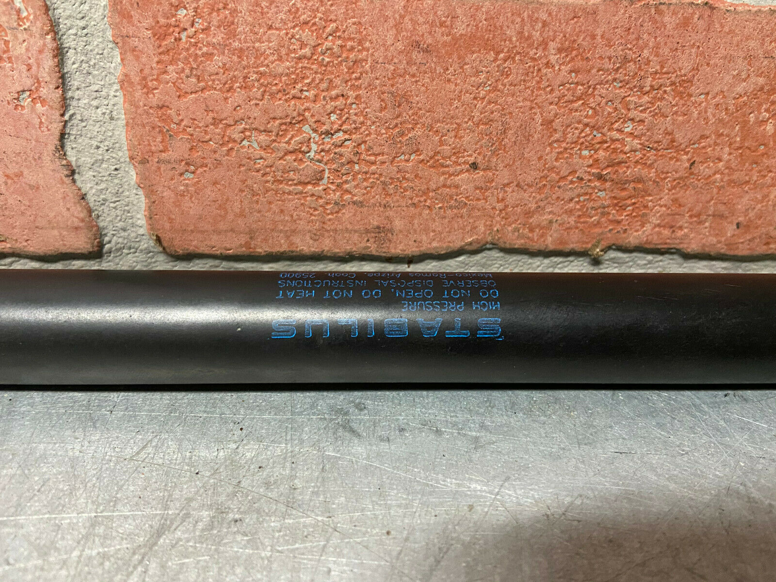 2005 - 2013 C6 Corvette Rear Hatch Window Strut OEM - Image 4