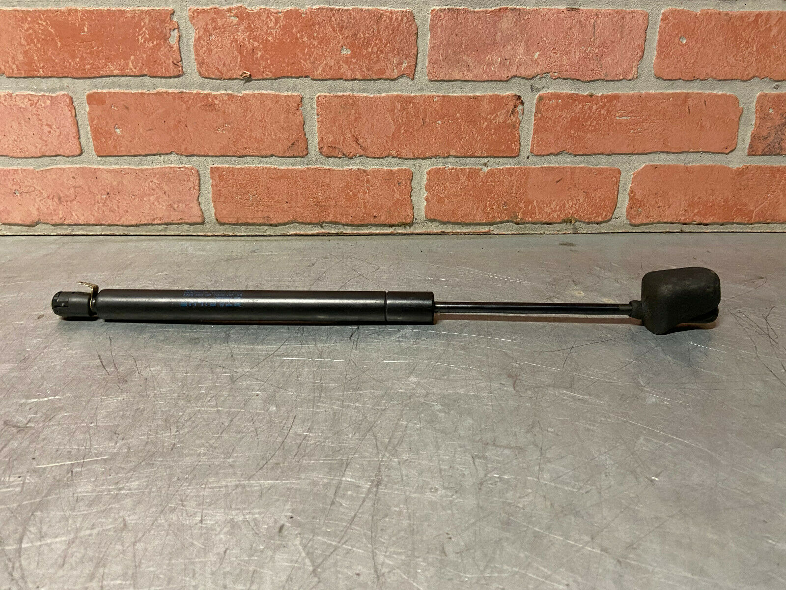 2005 - 2013 C6 Corvette Rear Hatch Window Strut OEM