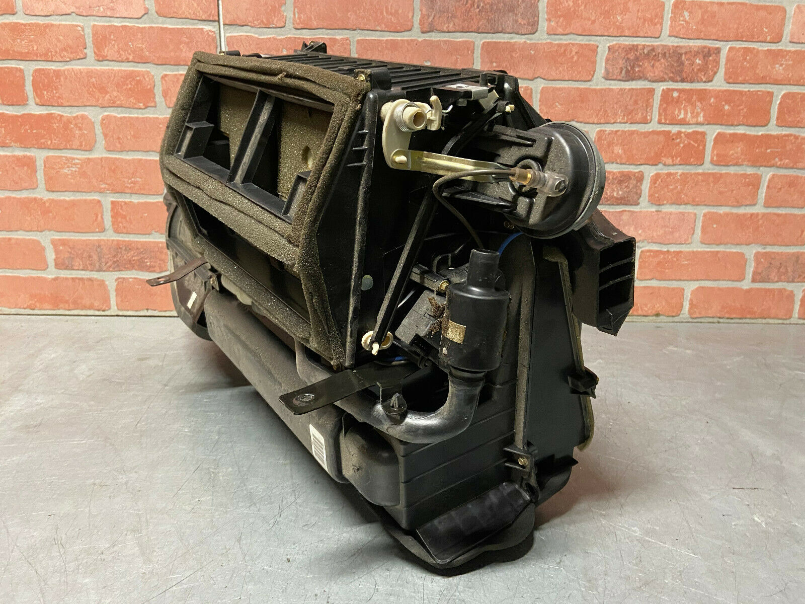 C6 Corvette Under Dash HVAC Unit - 15238207 - Image 6