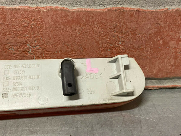 01 Porsche Left Front 911 996 Side Marker Amber 986 97-04 996.631.037.01 - Image 7