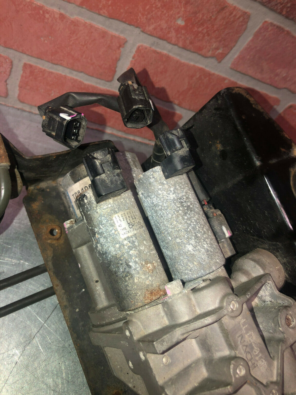 0815 Mitsubishi Lancer Evolution X Evo X AYC Pump ACD 49k 3520A071