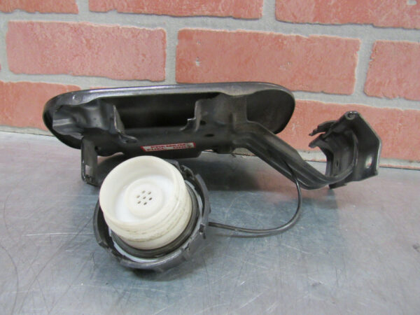 2010 mitsubishi lancer evolution x evo x black gas door gas cap - Image 7