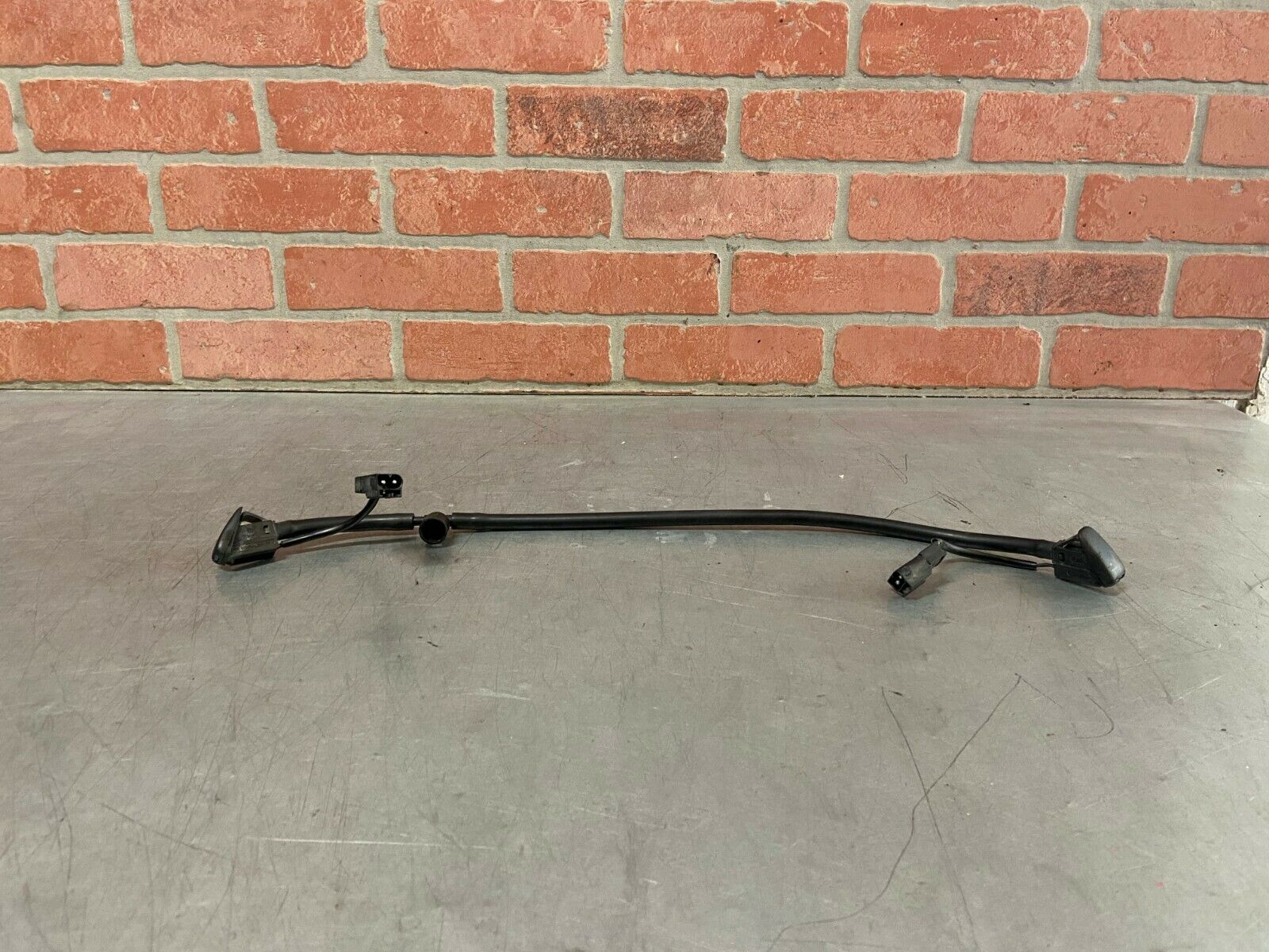 PORSCHE 986 911 996 WINDSCREEN HEATED WASHER JET NOZZLE SPRAY 99662807701