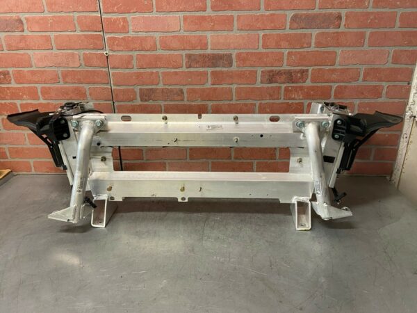 01 PORSCHE 911 996 CONVERTIBLE ROLL BAR MOUNT BRACKET ASSEMBLY 99658031101 - Image 3